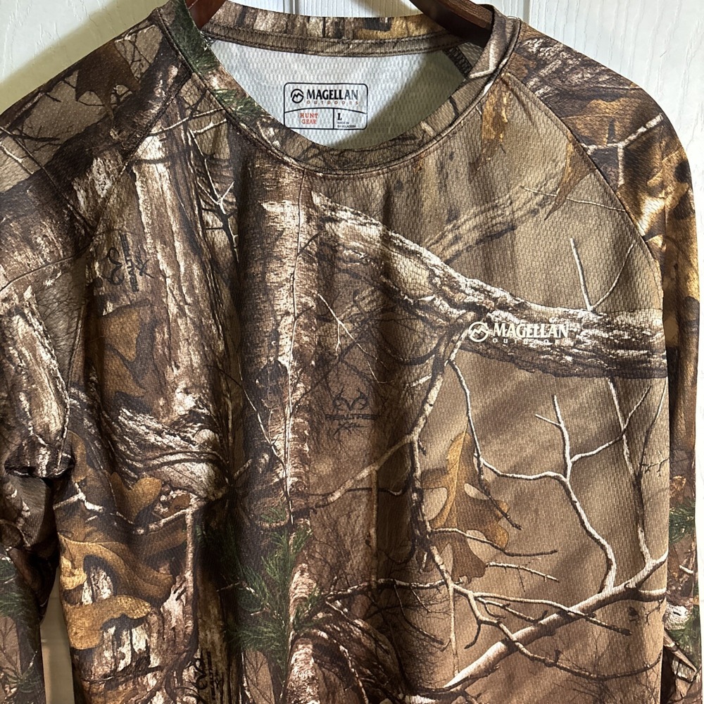 Magellan Outdoors Shirt Mens L Camouflage Camo Long Sleeve Real Tree Hunt Gear